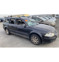 Serrure avant droit VOLKSWAGEN PASSAT 4