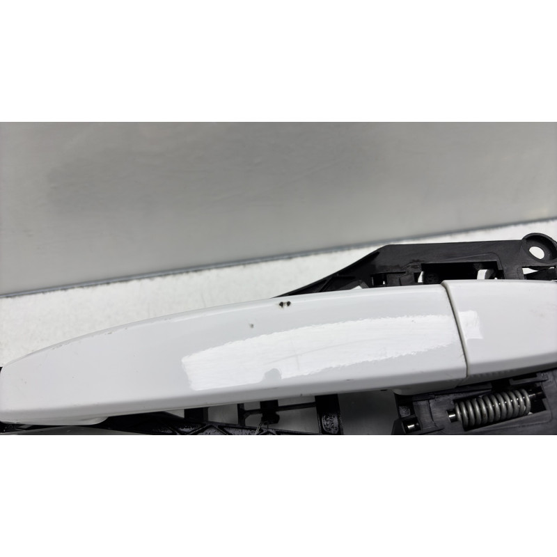 Poignee porte arriere droit OPEL ASTRA H Photo n°2