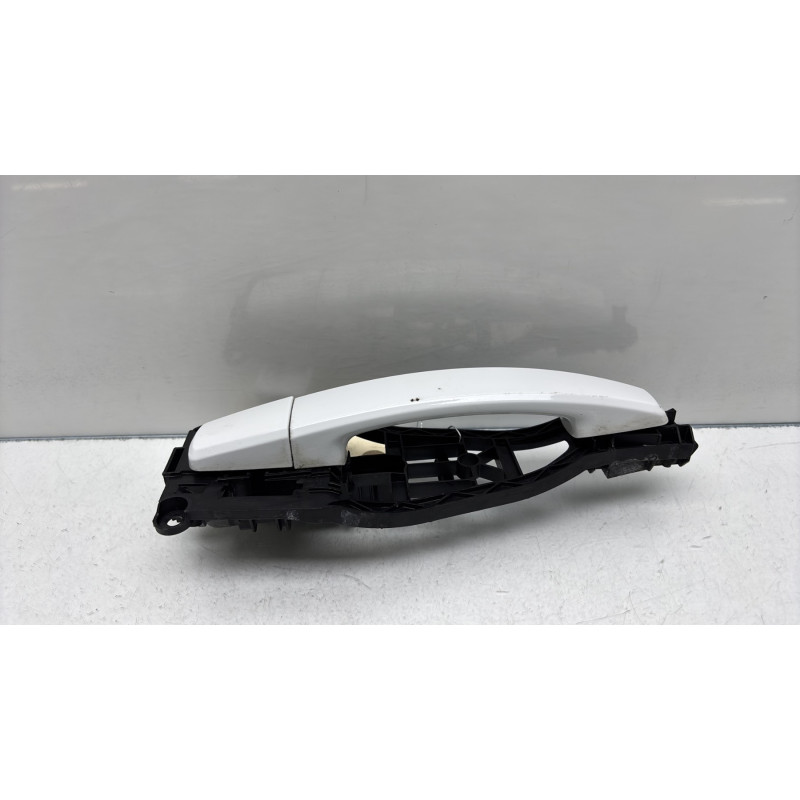 Poignee porte arriere droit OPEL ASTRA H Photo n°3