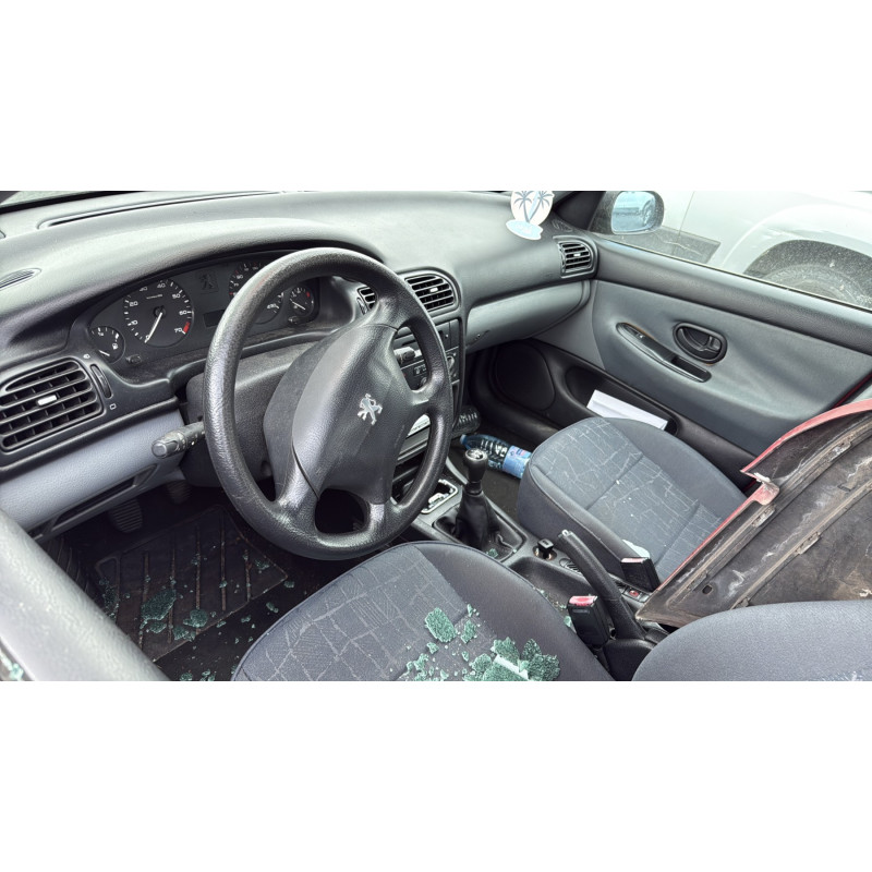Malle/Hayon arriere PEUGEOT 406 Photo n°18