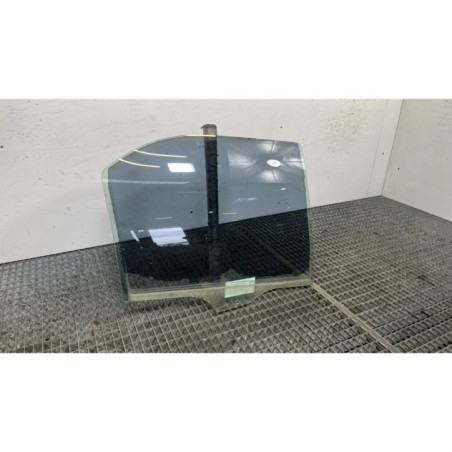 Vitre arriere droit PEUGEOT 406