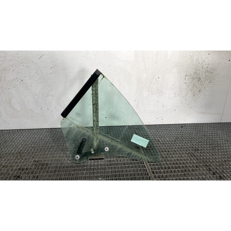 Custode arriere droit RENAULT MEGANE 3 Photo n°4