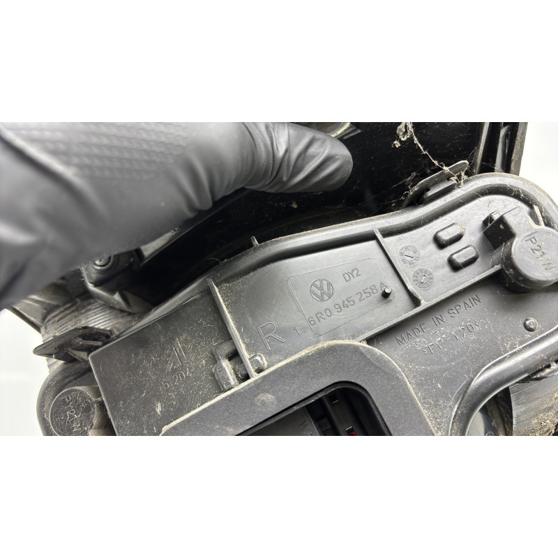 Feu arriere principal droit (feux) VOLKSWAGEN POLO 5 Photo n°8