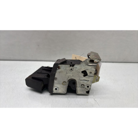 Serrure arriere droit BMW SERIE 5 E39 Photo n°1
