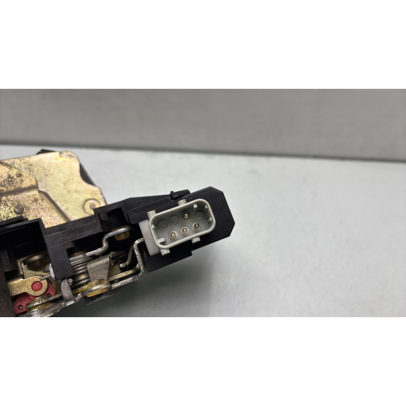 Serrure arriere droit BMW SERIE 5 E39 Photo n°2