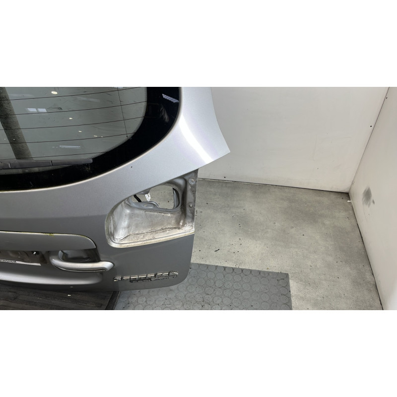 Malle/Hayon arriere HYUNDAI SANTA FE 2 Photo n°4