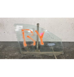 Vitre avant droit HYUNDAI SANTA FE 2 Photo n°1