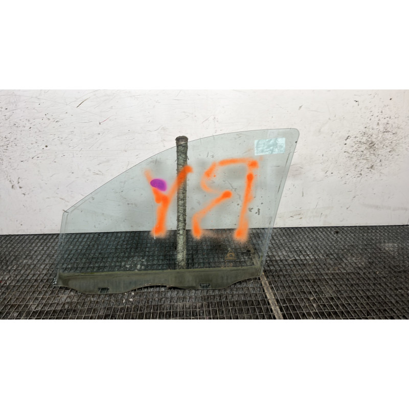 Vitre avant droit HYUNDAI SANTA FE 2 Photo n°4