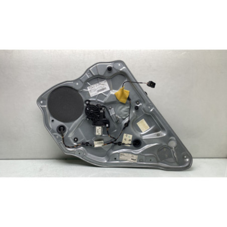 Leve vitre electrique arriere droit VOLKSWAGEN POLO 4 Photo n°1