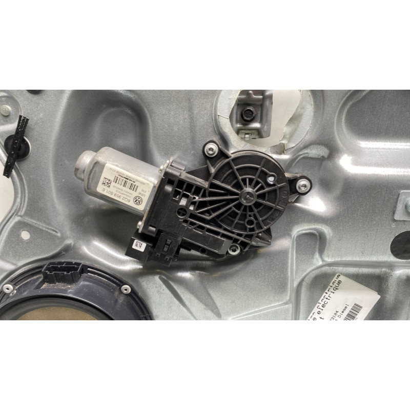 Leve vitre electrique avant droit VOLKSWAGEN POLO 4 Photo n°2