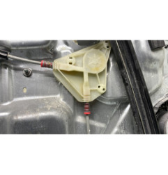 Leve vitre electrique avant droit VOLKSWAGEN POLO 4