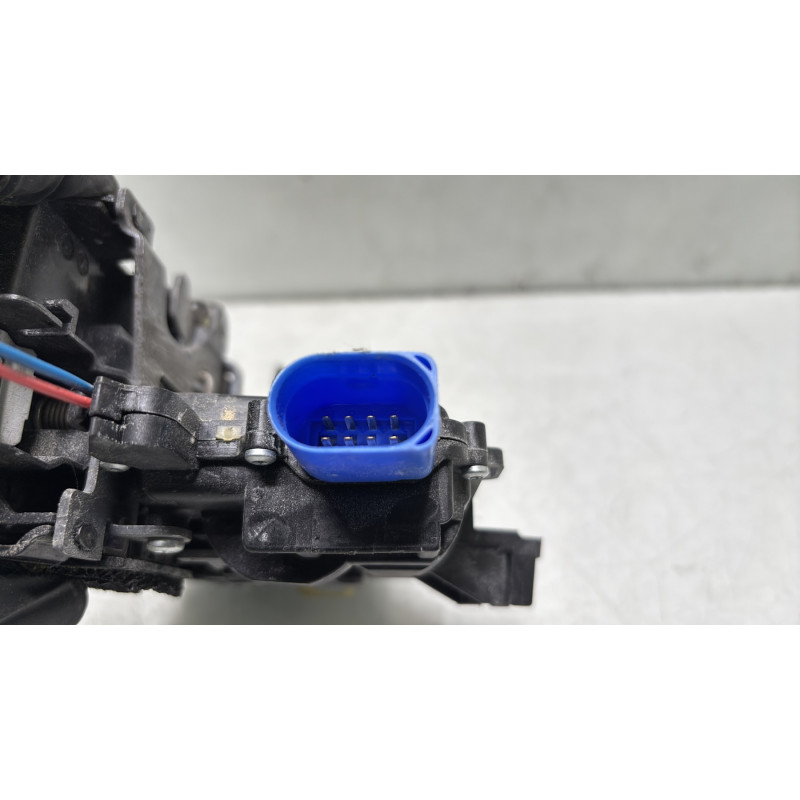 Serrure avant droit VOLKSWAGEN POLO 4 Photo n°4