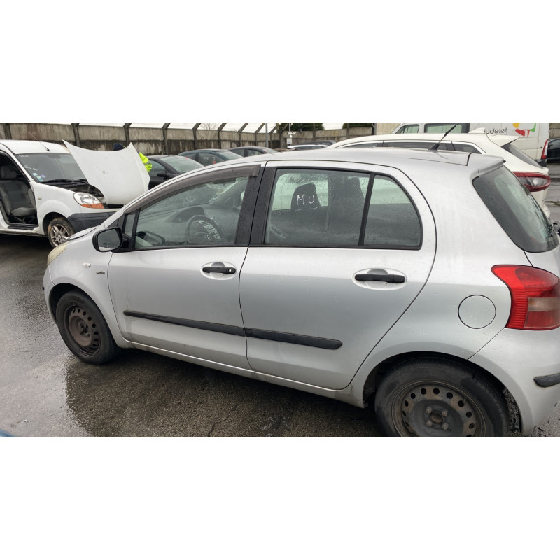 Amortisseur avant gauche TOYOTA YARIS 2 Photo n°13