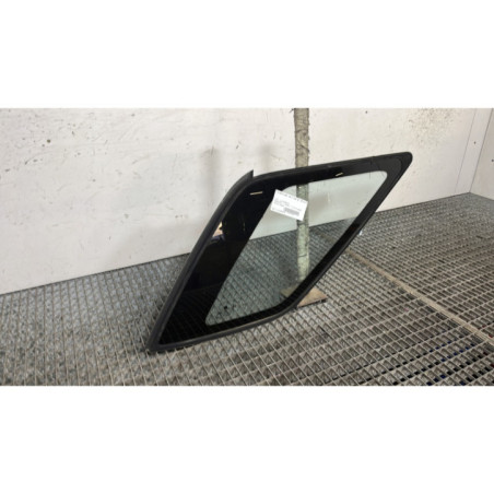 Custode arriere droit KIA SORENTO 1