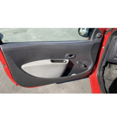 Custode arriere droit RENAULT CLIO 3