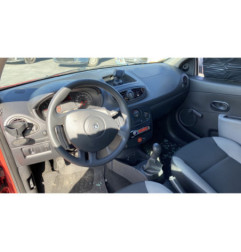 Custode arriere droit RENAULT CLIO 3