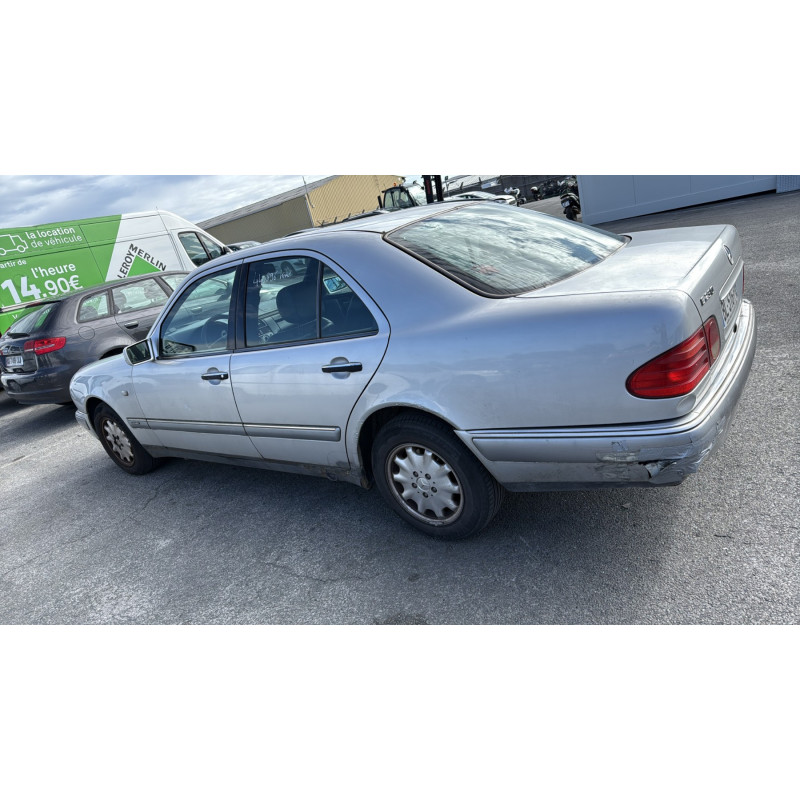 Commande chauffage MERCEDES CLASSE E 210 Photo n°10