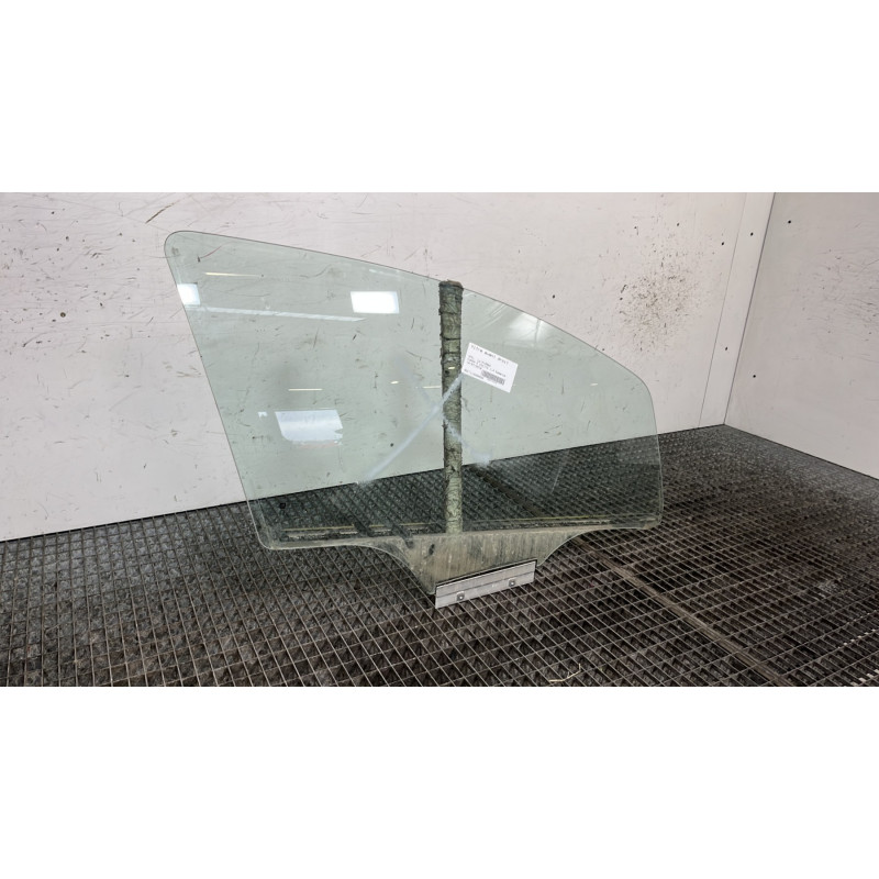 Vitre avant droit OPEL CORSA E Photo n°3