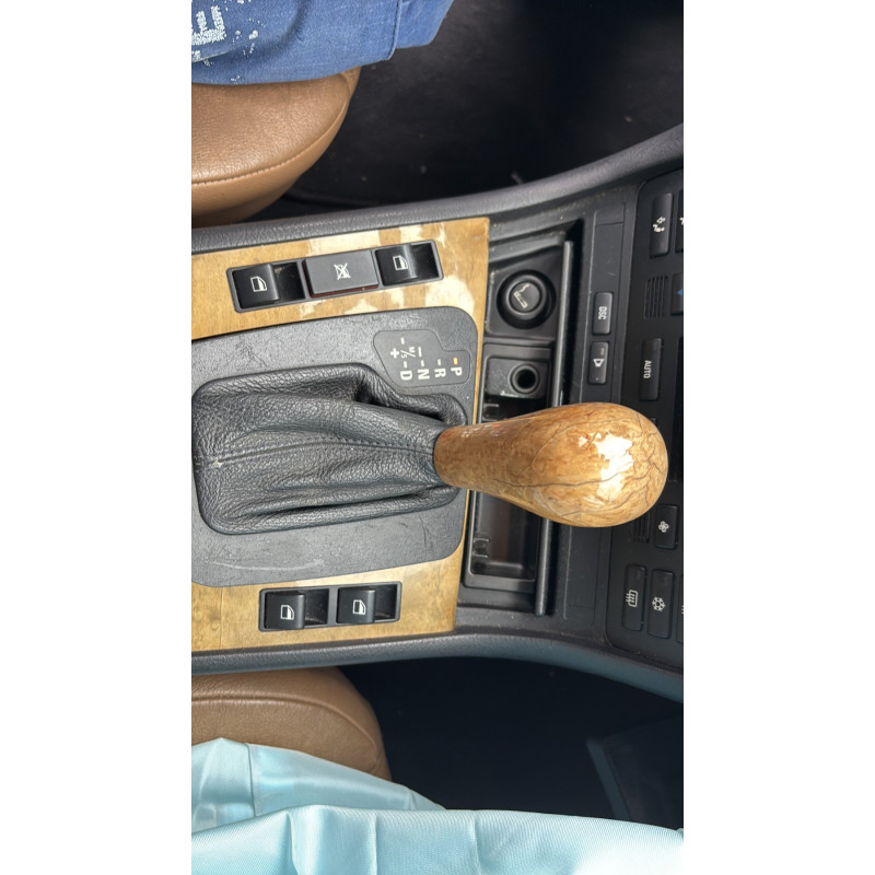 Poignee porte avant droit BMW SERIE 3 E46 Photo n°10