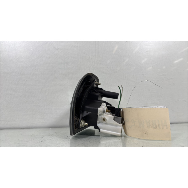 Bouton de coffre RENAULT CLIO 2 Photo n°3