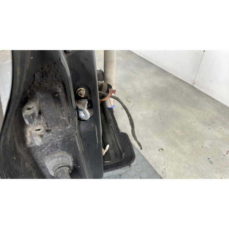 Porte avant droit RENAULT CLIO 2 Photo n°4