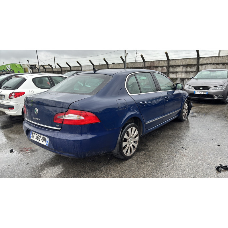 Porte avant droit SKODA SUPERB 2 Photo n°11