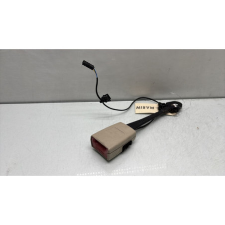 Attache ceinture avant droit SKODA SUPERB 2