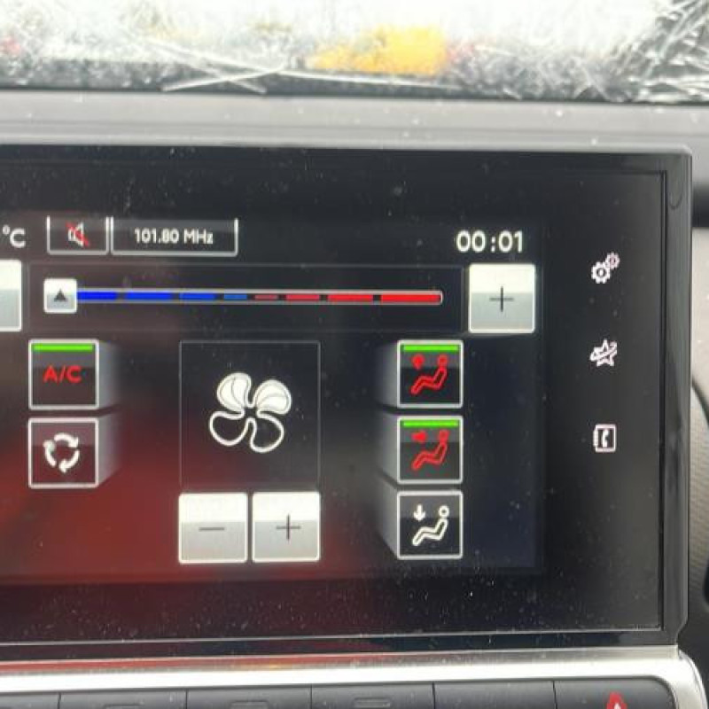 Ecran GPS CITROEN C4 CACTUS Photo n°5