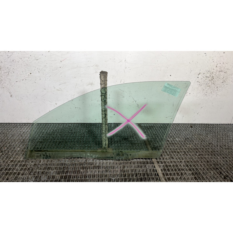 Vitre avant droit FORD MONDEO 2 Photo n°4