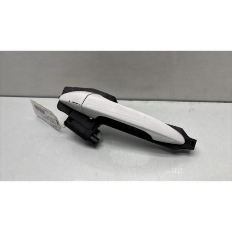 Poignee porte arriere gauche HYUNDAI I 20 2 Photo n°1