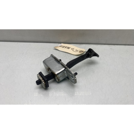 Arret de porte avant droit HYUNDAI I 20 2 Photo n°1
