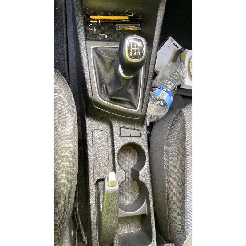 Bouton de warning HYUNDAI I 20 2 Photo n°20