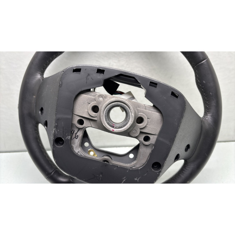 Volant HYUNDAI I 20 2 Photo n°4