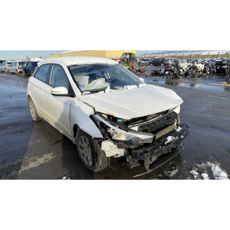 Volant HYUNDAI I 20 2 Photo n°6