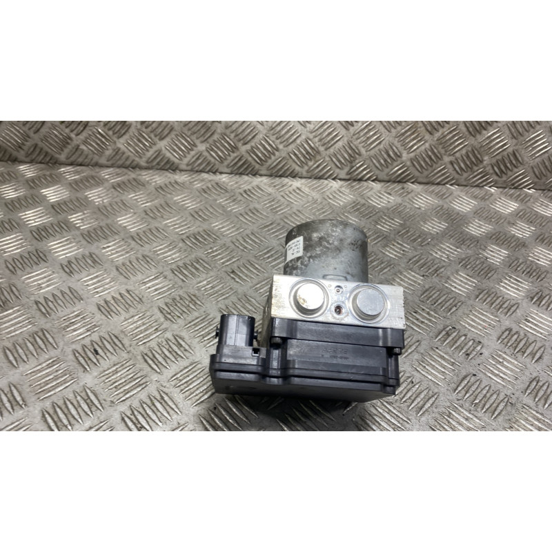 Bloc ABS (freins anti-blocage) HYUNDAI I 20 2 Photo n°7