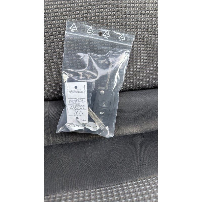 Feu arriere secondaire droit (feux) VOLKSWAGEN SHARAN 2 Photo n°19