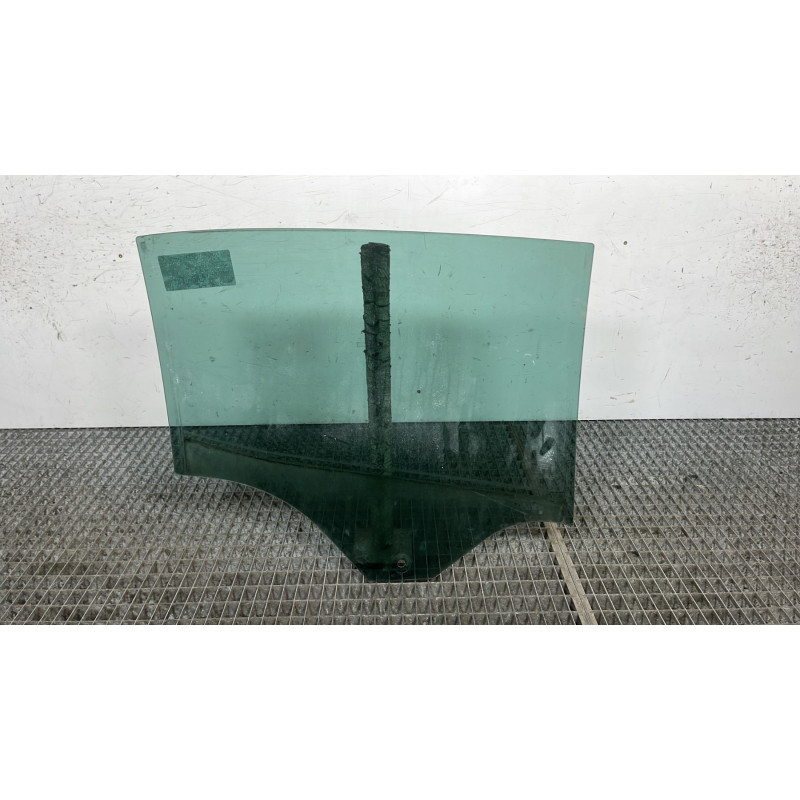 Vitre arriere gauche RENAULT MEGANE 4 Photo n°4
