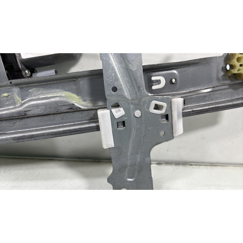 Leve vitre electrique avant droit PEUGEOT 207 Photo n°6
