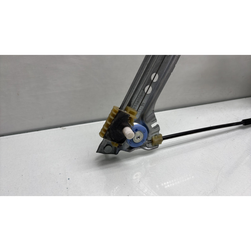 Leve vitre electrique avant gauche RENAULT MEGANE 4 Photo n°3