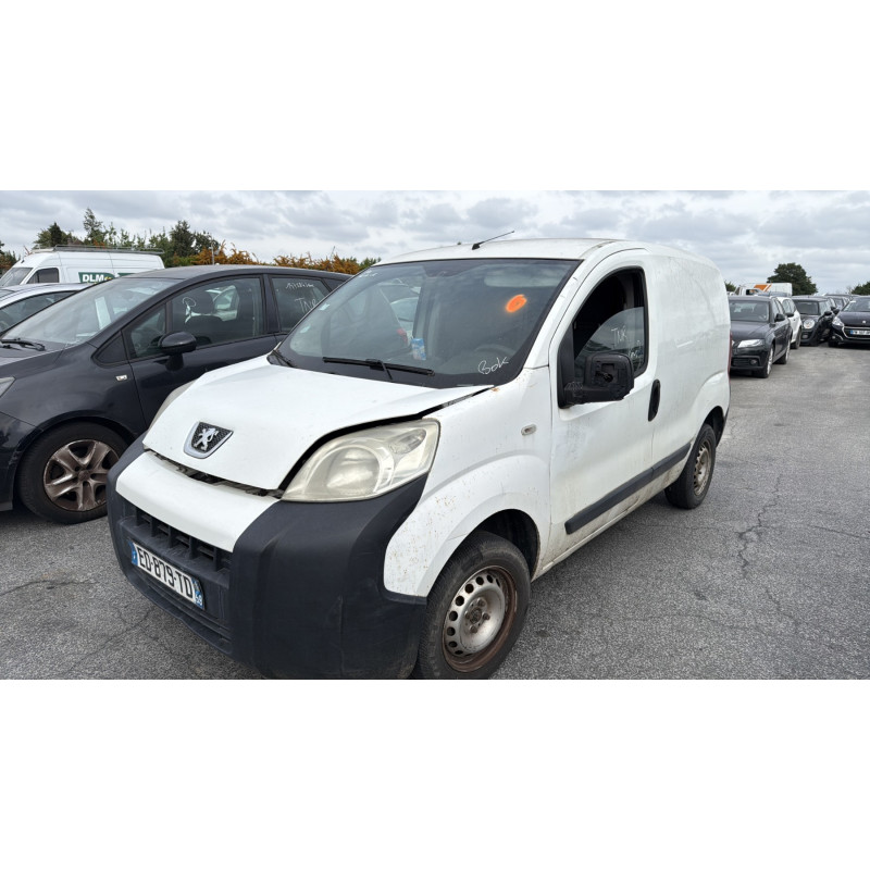 Capot PEUGEOT BIPPER Photo n°10