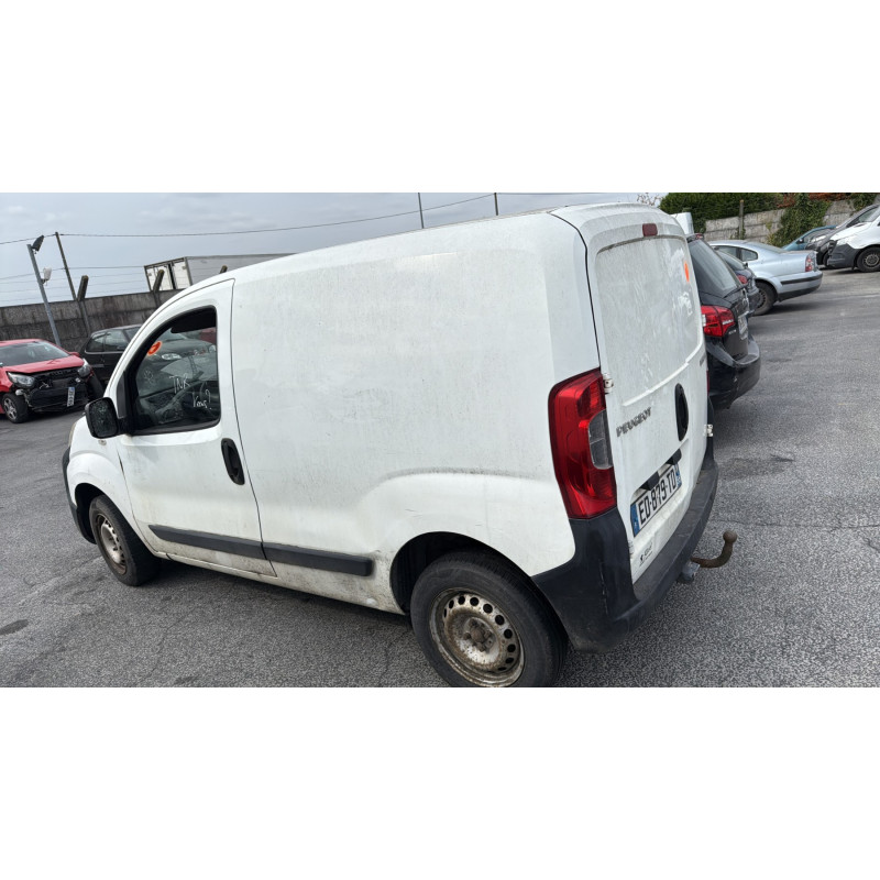 Capot PEUGEOT BIPPER Photo n°16
