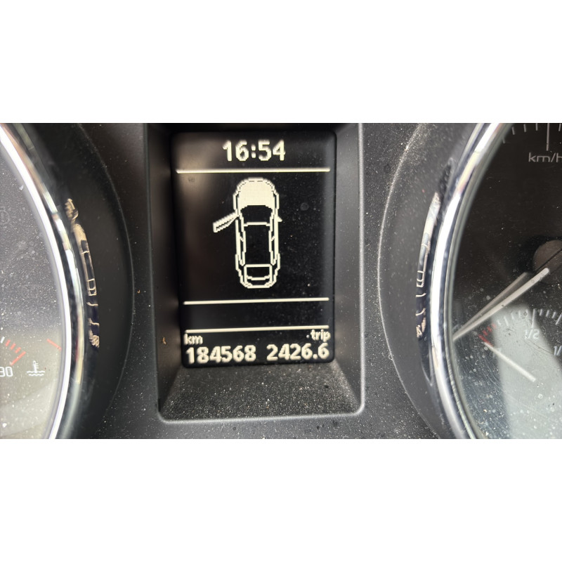 Feu arriere secondaire gauche (feux) SKODA SUPERB 2 Photo n°20