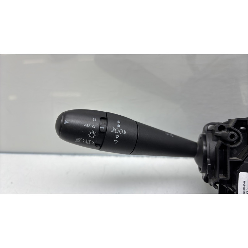 Com (Bloc Contacteur Tournant+Commodo Essuie Glace+Commodo Phare) PEUGEOT 5008 1 Photo n°4