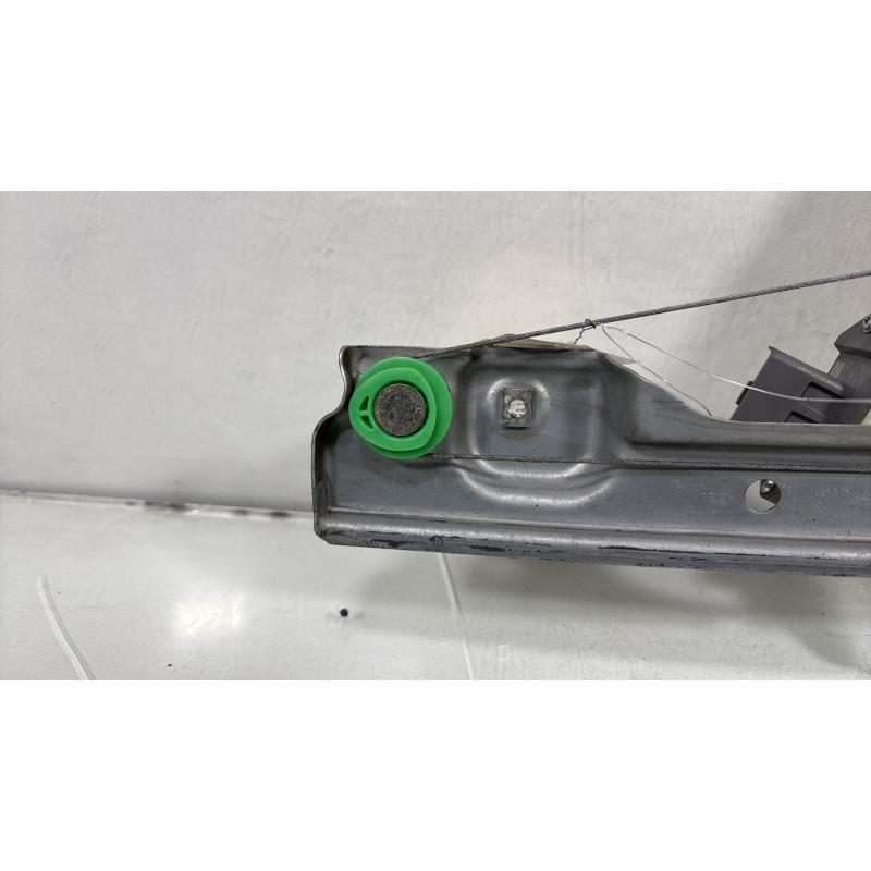 Leve vitre electrique arriere droit PEUGEOT 5008 1 Photo n°7