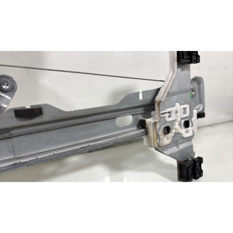 Leve vitre electrique arriere droit PEUGEOT 5008 1 Photo n°8