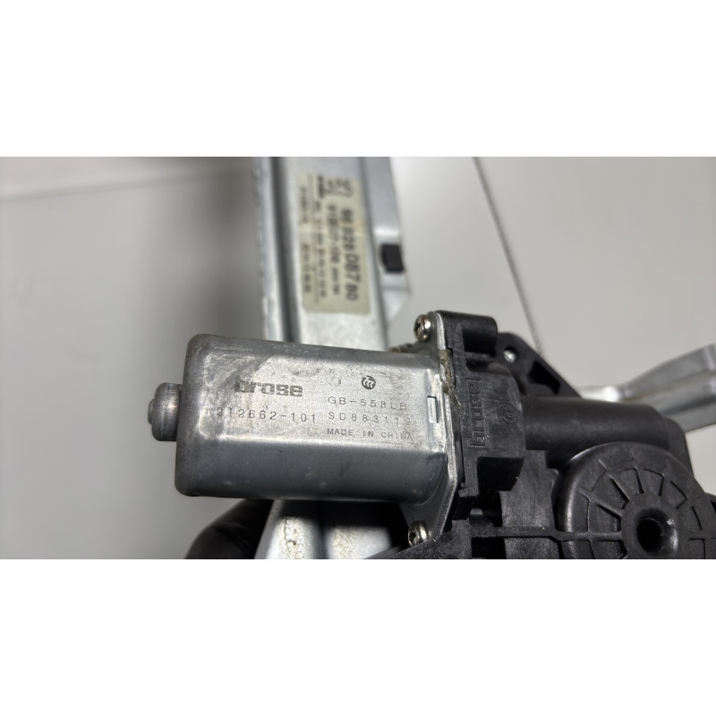 Leve vitre electrique arriere gauche PEUGEOT 5008 1 Photo n°9