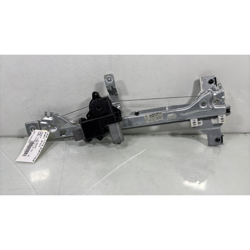 Leve vitre electrique avant droit PEUGEOT 5008 1 Photo n°5