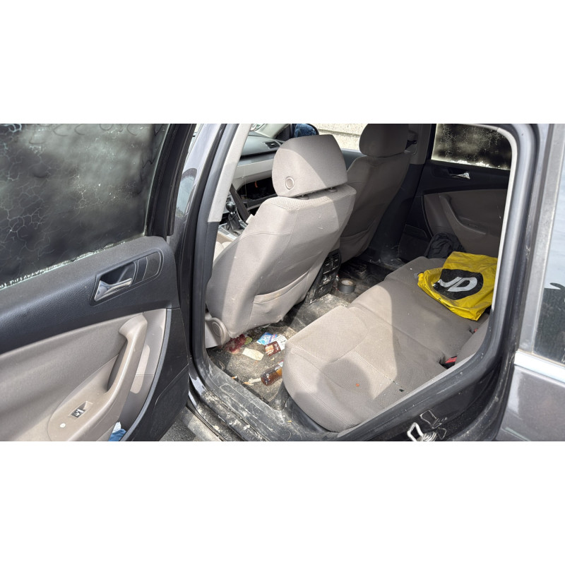 Porte avant gauche VOLKSWAGEN PASSAT 5 Photo n°13