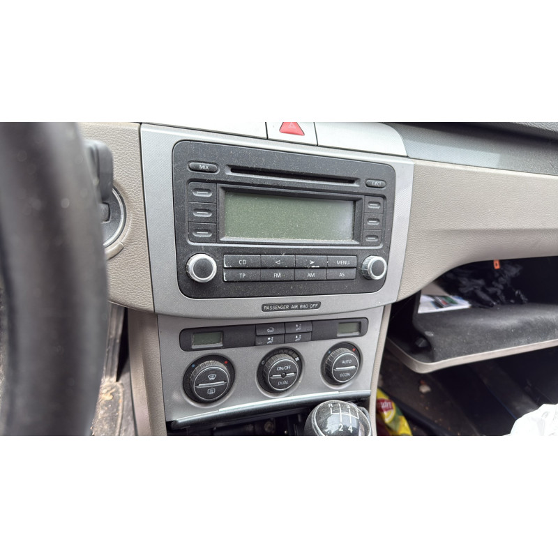 Porte avant gauche VOLKSWAGEN PASSAT 5 Photo n°18