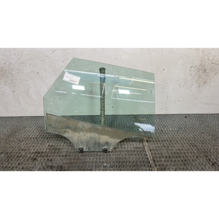 Vitre arriere droit CITROEN C5 2 Photo n°1